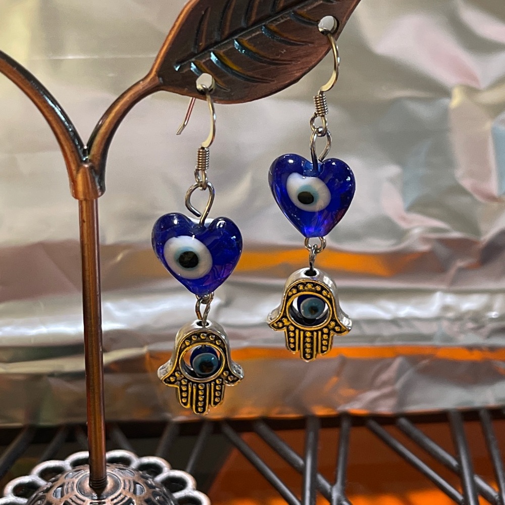 Hamsa hand/Evil eye earrings - Picture 2 of 3